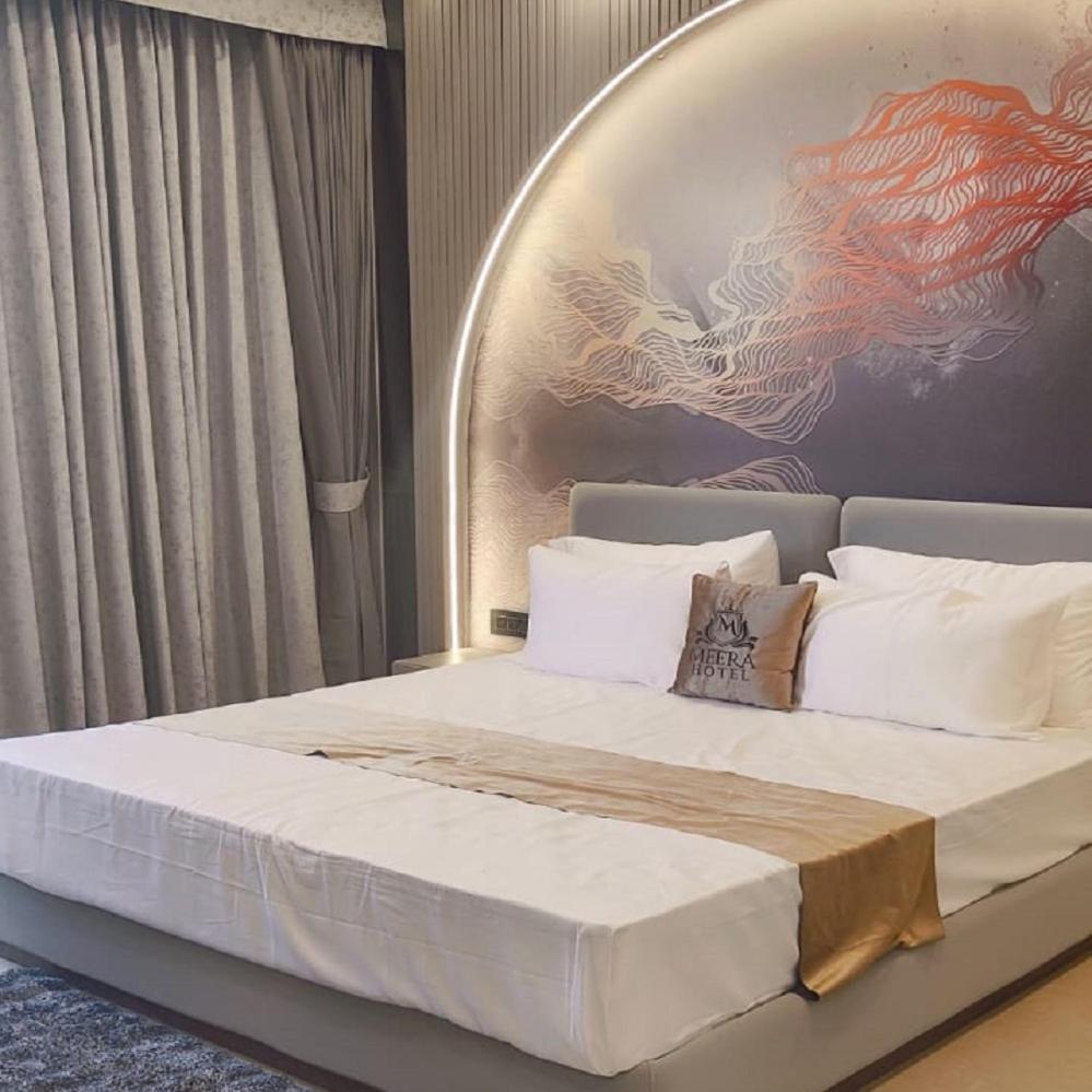 The Meera Hotel Ujjain Ngoại thất bức ảnh