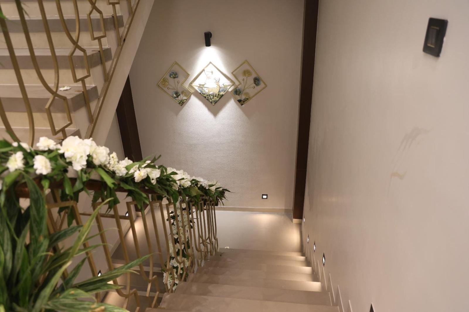 The Meera Hotel Ujjain Ngoại thất bức ảnh