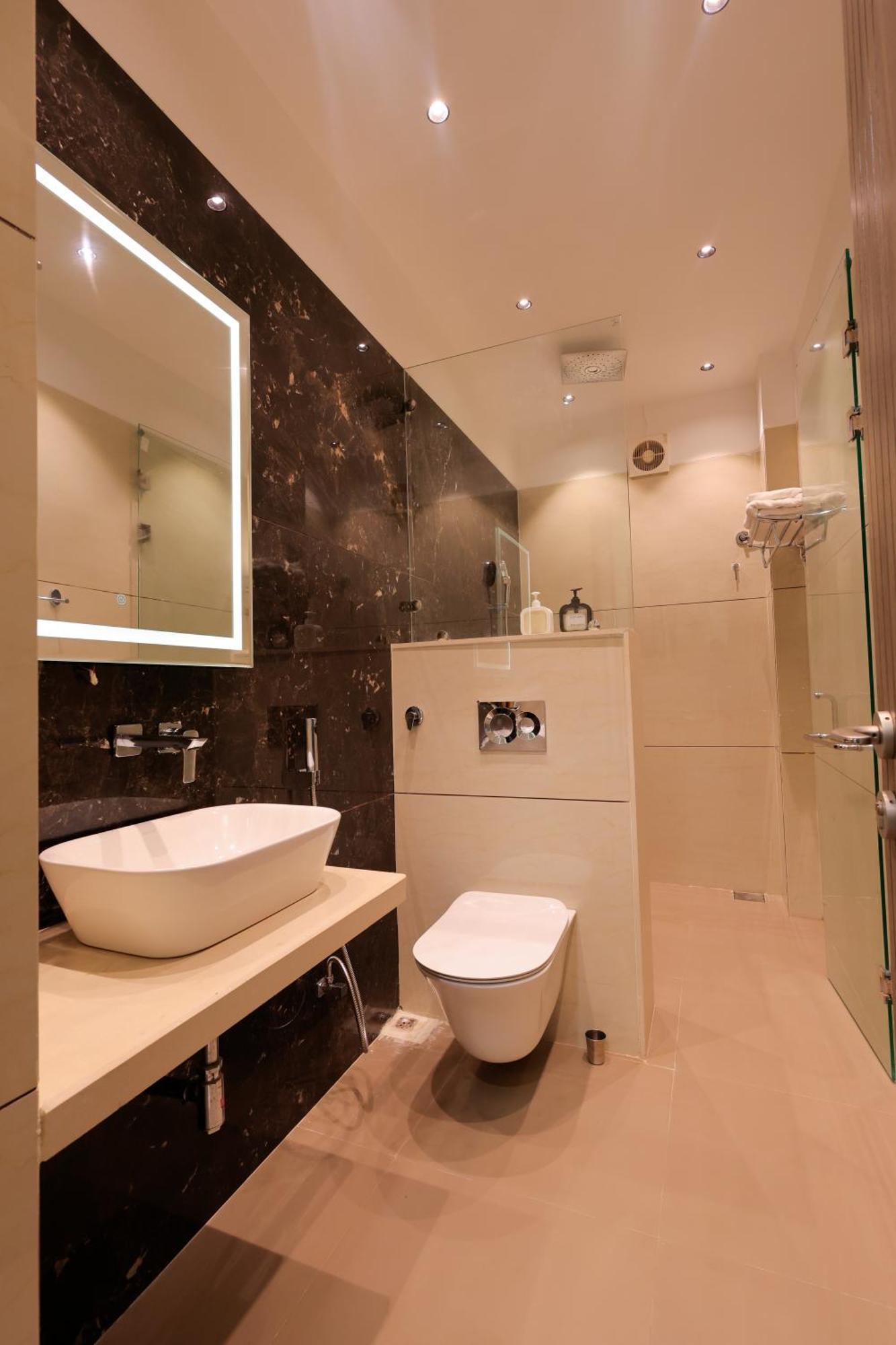 The Meera Hotel Ujjain Ngoại thất bức ảnh